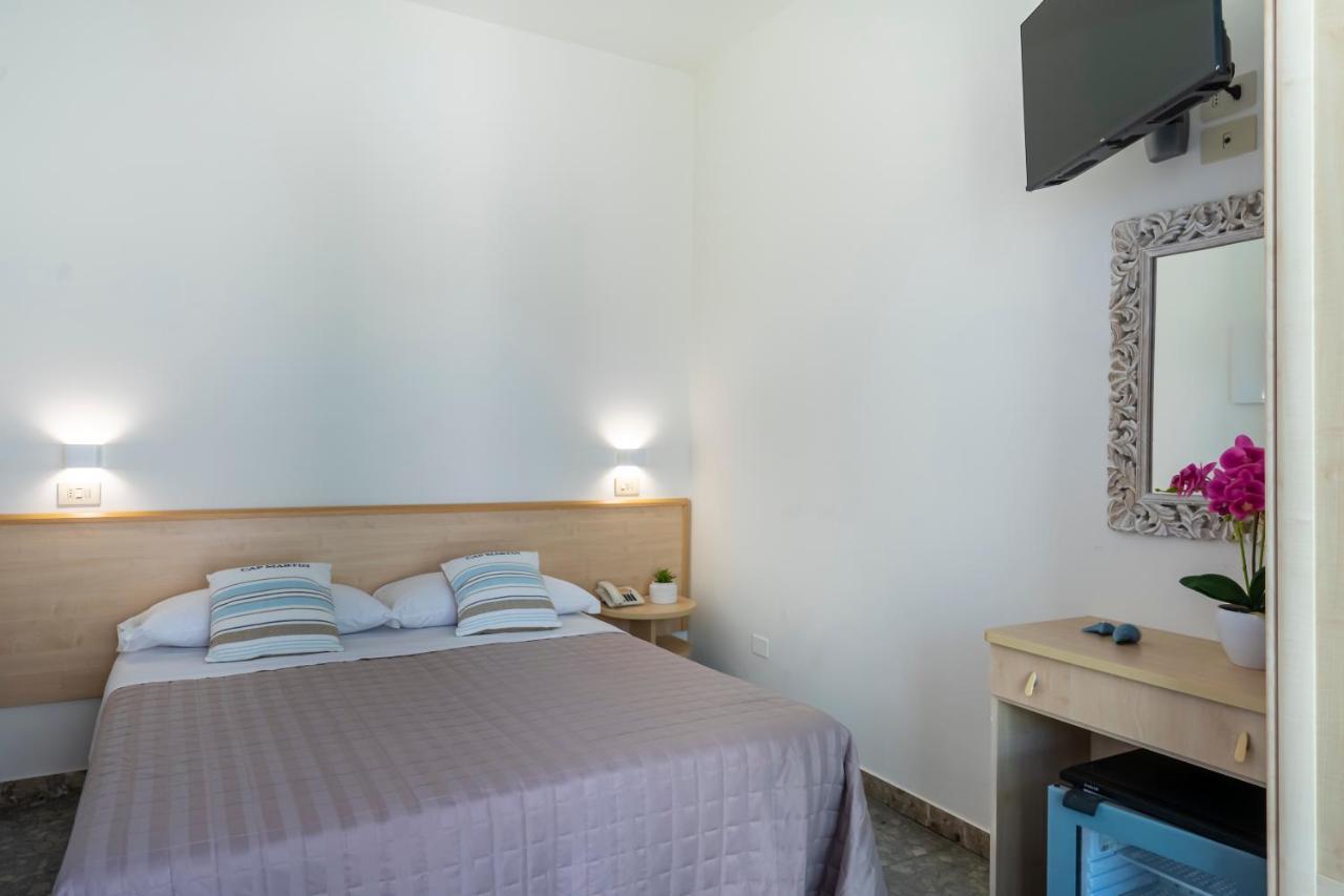 Hotel Constellation Ρίμινι Εξωτερικό φωτογραφία