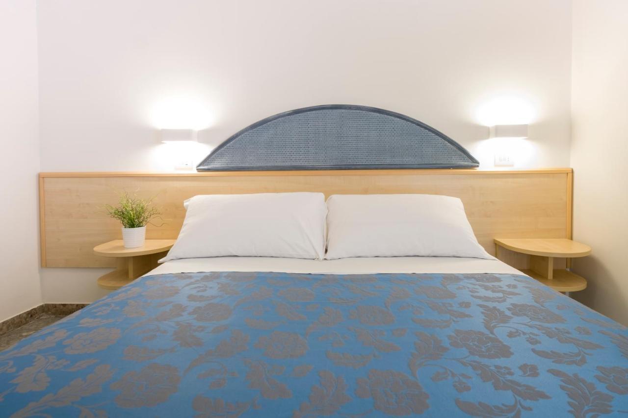Hotel Constellation Ρίμινι Εξωτερικό φωτογραφία